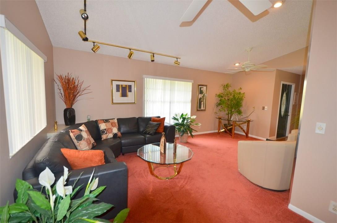 22696 Pickerel Circle Boca Raton, FL 33428 - Photo 10 of 30 Photo 10