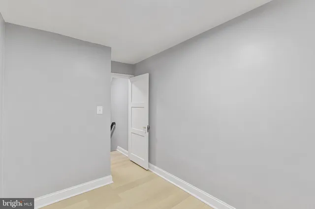 $150,000 | 105 Upmanor Road, Baltimore, MD 21229