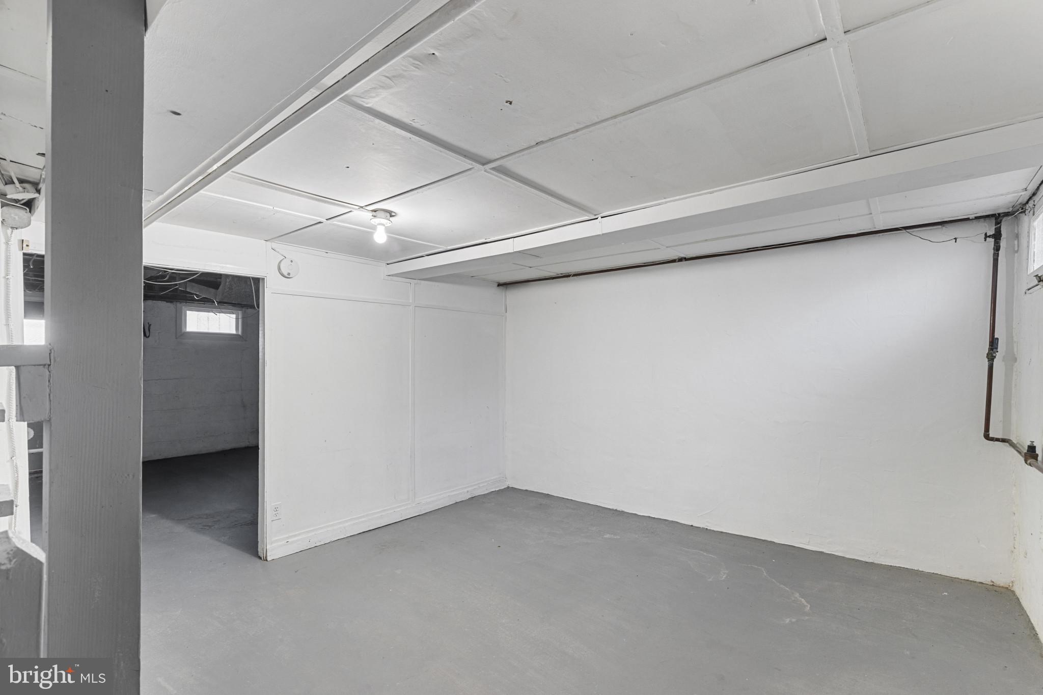 105 Upmanor Road Baltimore, MD 21229 - Photo 21 of 27 a view of an empty room