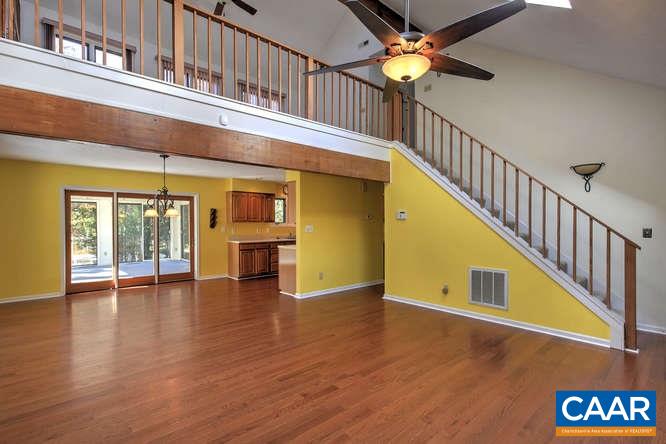 20 Begum Road Palmyra, VA 22963 - Photo 16 of 32 a view of an entryway with wooden floor