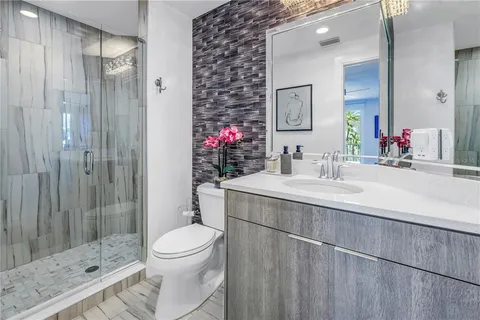 $4,395,000 | 19816 Gulf Boulevard, Unit 201, Indian Shores, FL 33785