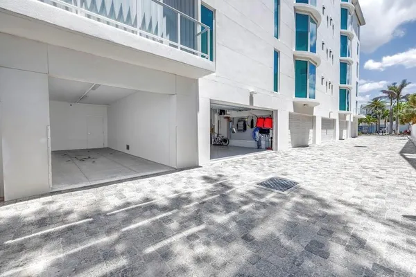 $4,395,000 | 19816 Gulf Boulevard, Unit 201, Indian Shores, FL 33785