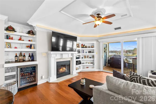 $575,000 | 18797 Vineyard Point Lane, Cornelius, NC 28031