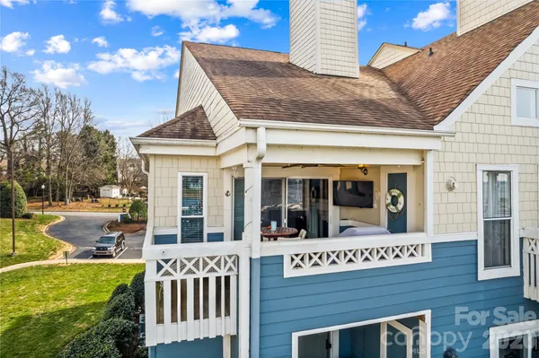 a view of house with outdoor space