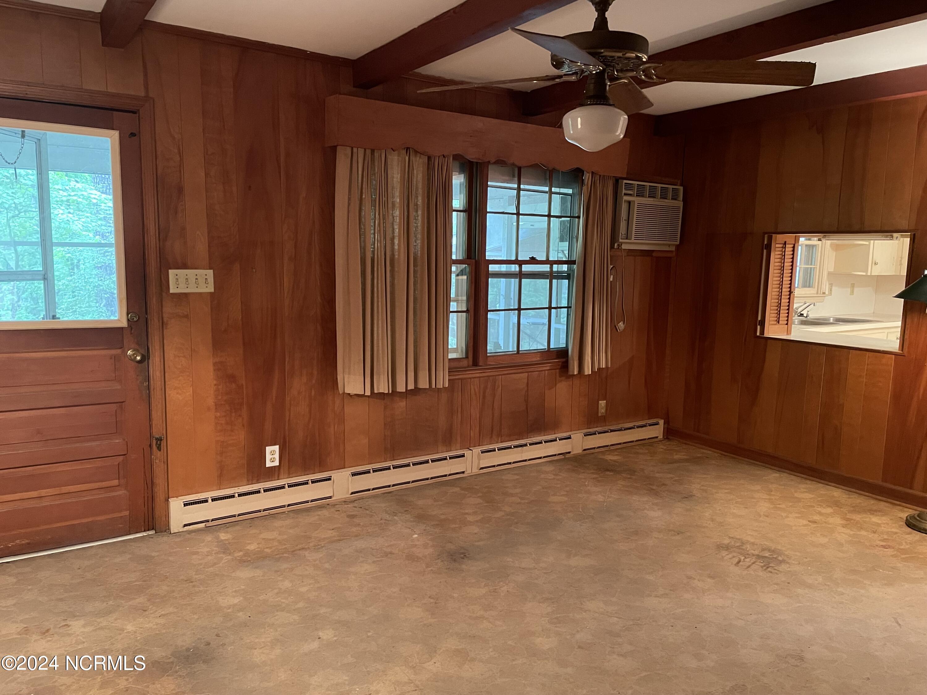 2592 Old Glendon Road Carthage, NC 28327 - Photo 10 of 23 Den