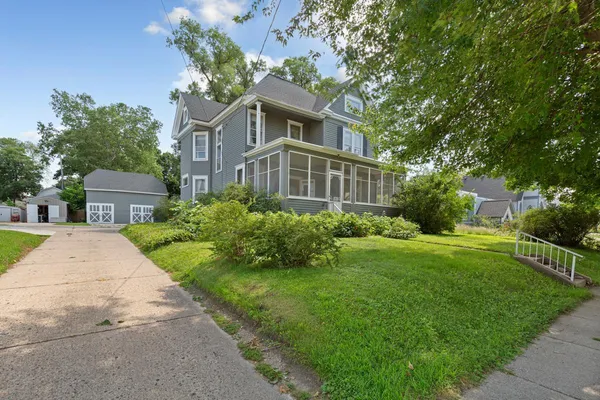$330,000 | 411 Washington Street, Northfield, MN 55057