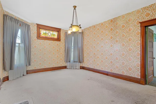 $425,000 | 411 Washington Street, Northfield, MN 55057