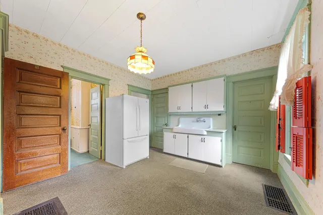 $425,000 | 411 Washington Street, Northfield, MN 55057