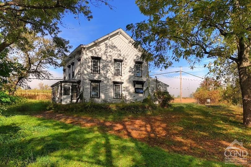 213 Kipp Road Hudson, NY 12534 - Photo 4 of 8 a view of a house with a yard