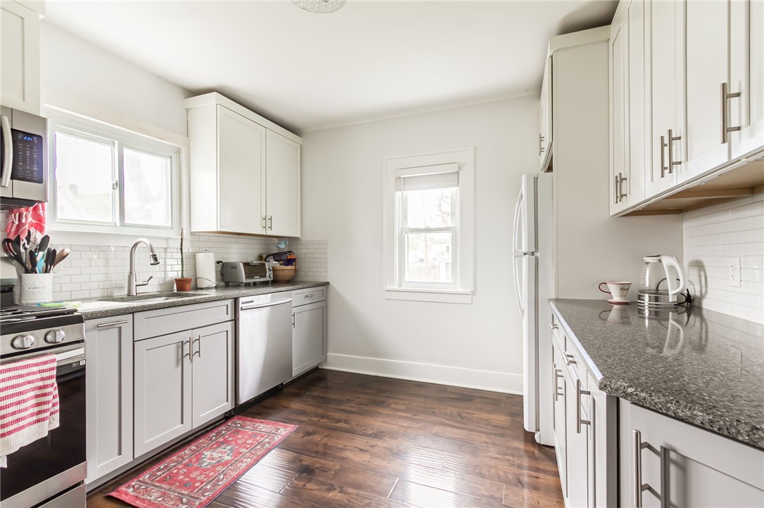 17 Indiana Street Rochester, NY 14609 - Photo 13 of 28