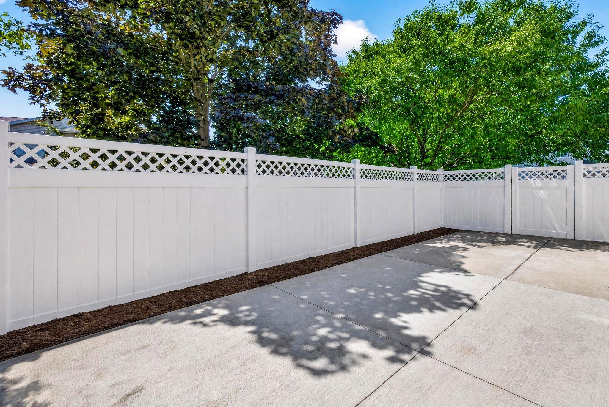 1027 East Green Tree Court Appleton, WI 54915 - Photo 37 of 39