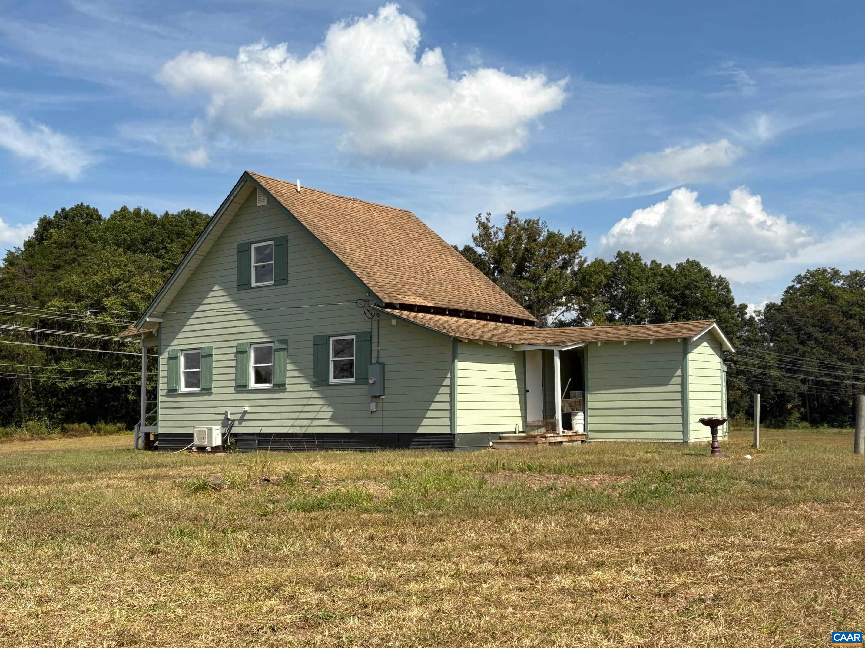 5912-5928 Hoover Road West Reva, VA 22735 - Photo 6 of 10 a front view of house with yard and green space