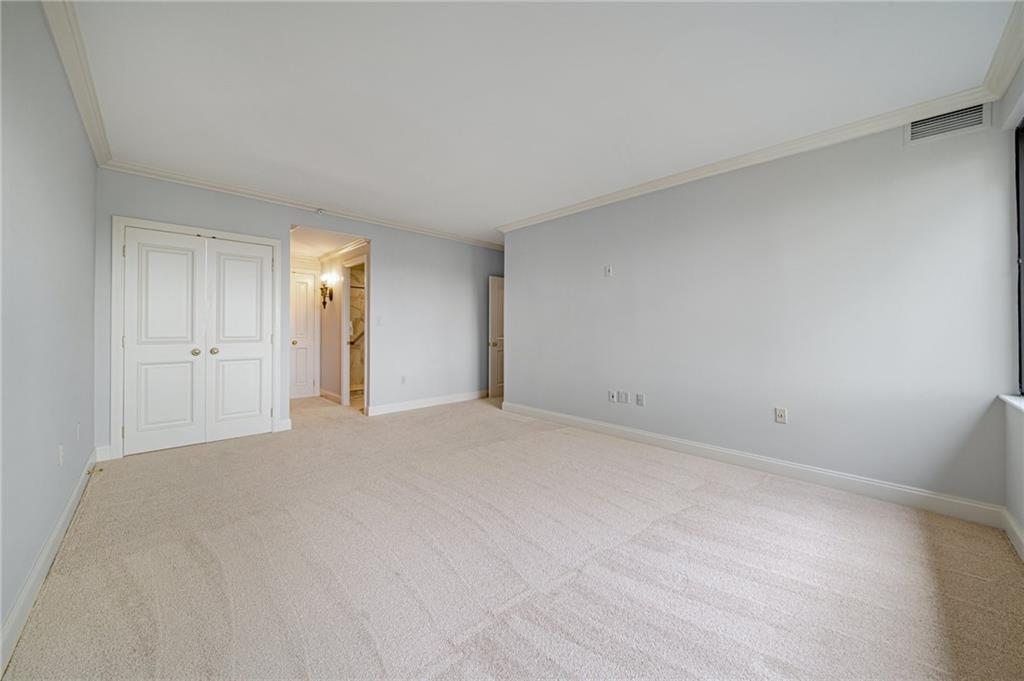 750 Washington Road, Unit 211 Pittsburgh, PA 15228 - Photo 13 of 19 a view of empty room