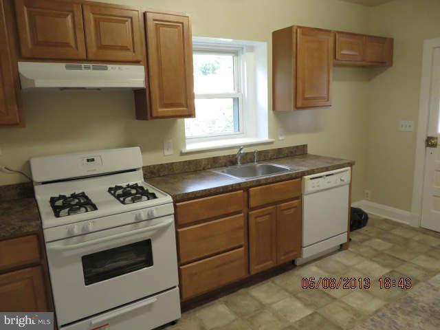 4302 Old Court Road Baltimore, MD 21208 - Photo 6 of 14 Kitchen