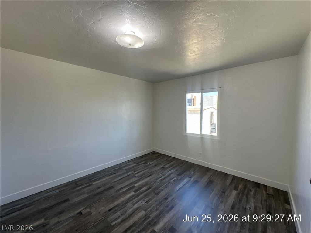 148 West Victory Road Henderson, NV 89015 - Photo 14 of 34