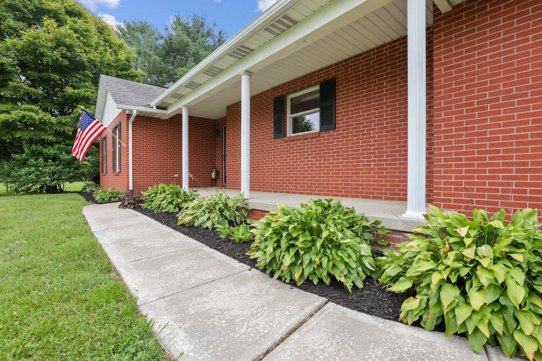 10786 Smoke Road Southwest Etna, OH 43062 - Photo 4 of 69 60-web-or-mls-0D3A6961