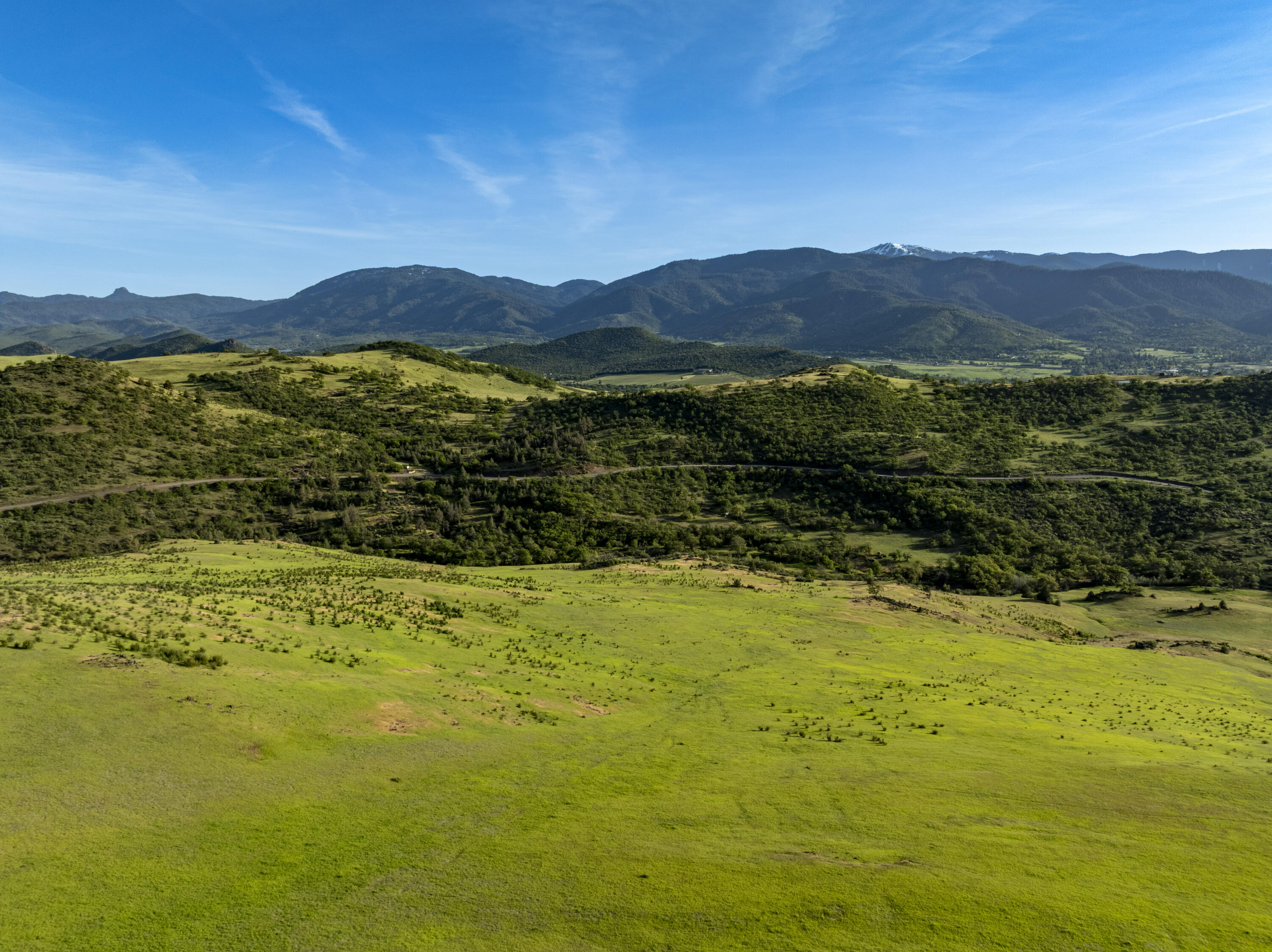312 Ridge Road Ashland, OR 97520 - Photo 34 of 40 a view of an ocean from a yard