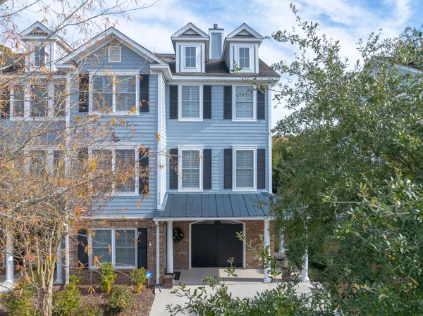 $630,000 | 3548 Bagley Drive, Mount Pleasant, SC 29466