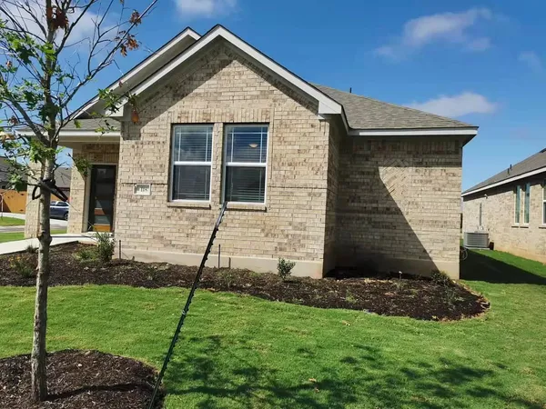 $1,950 | 118 Dedina Drive, Georgetown, TX 78626