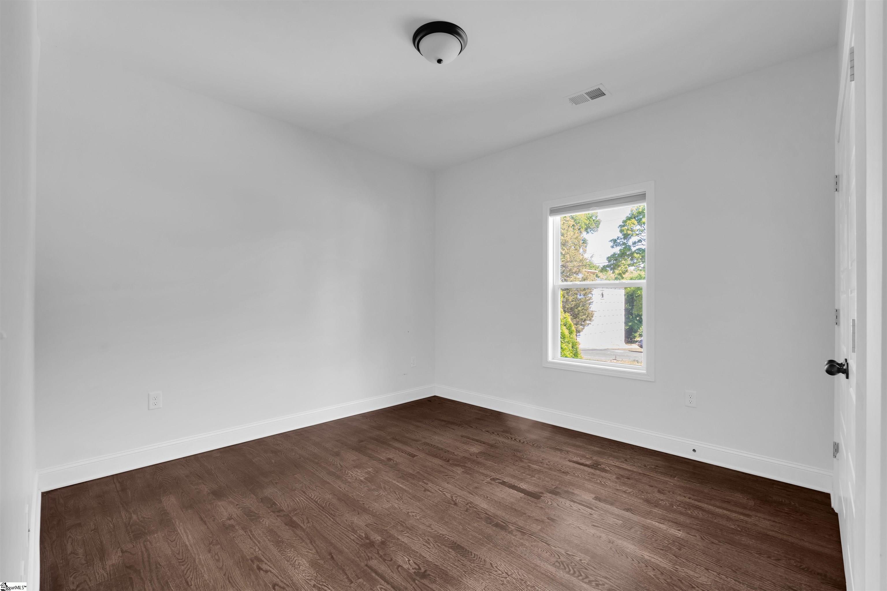 240 Stone Avenue Woodruff, SC 29388 - Photo 8 of 14