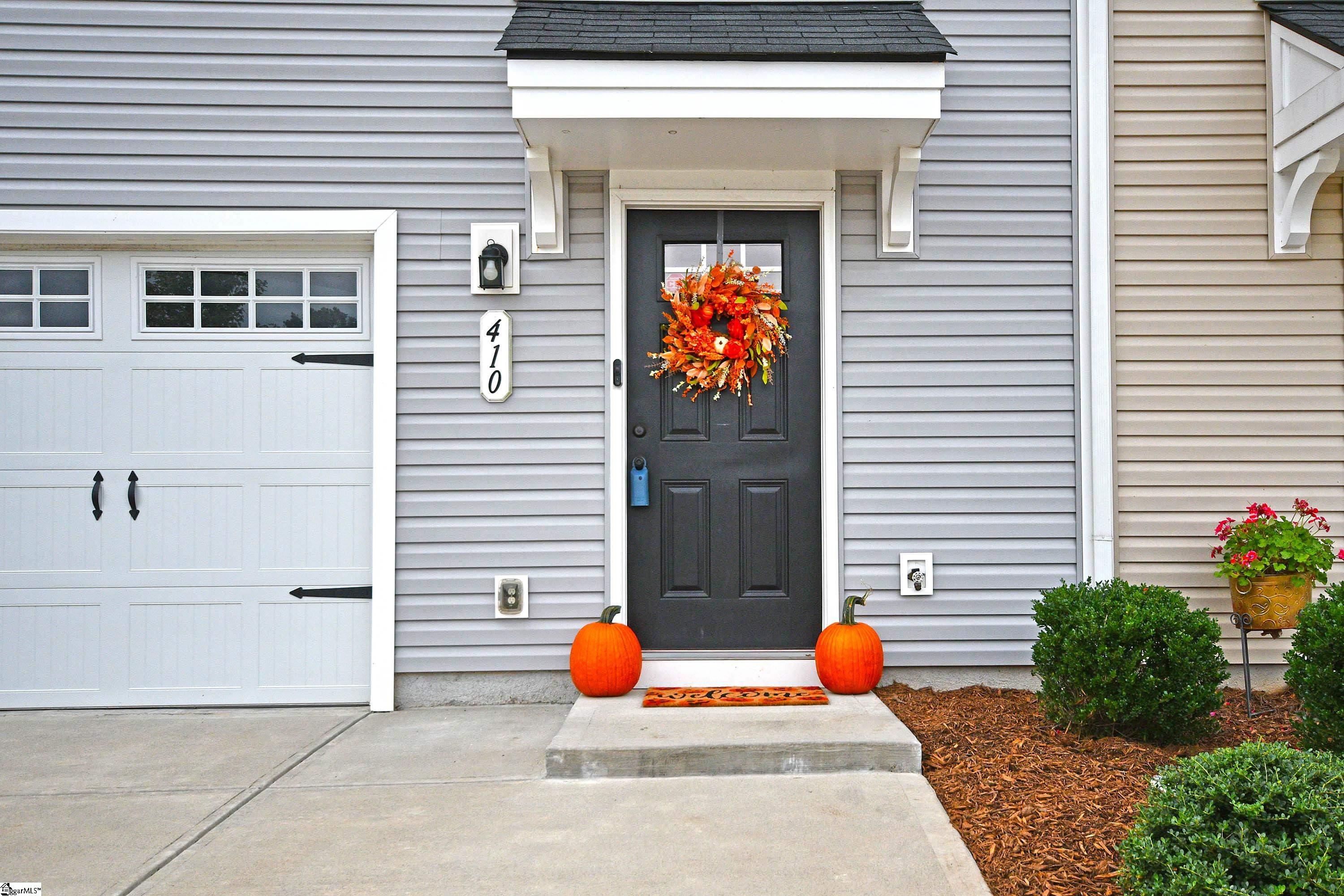 410 Brookshade Way Simpsonville, SC 29680 - Photo 2 of 32