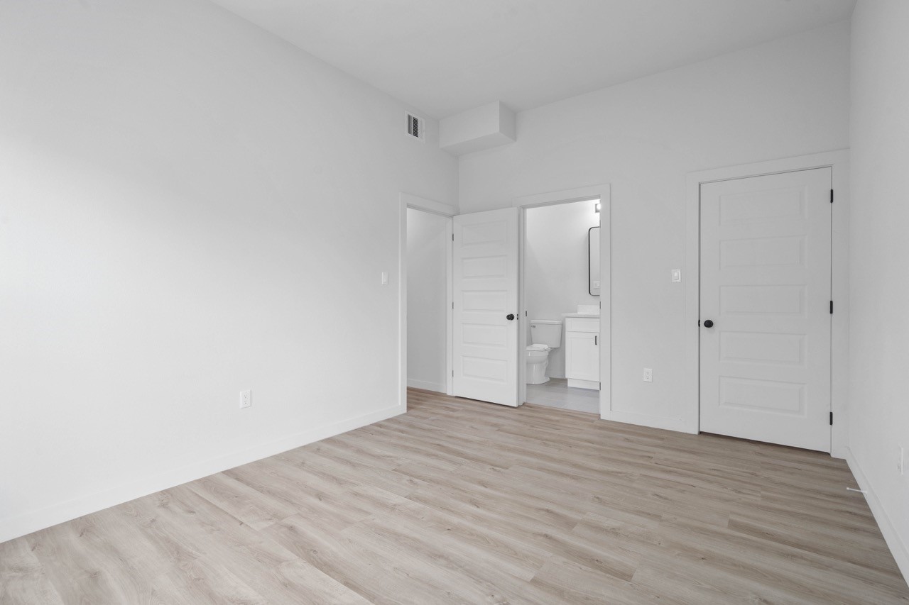 9725 Kerr Street, Unit A Houston, TX 77029 - Photo 25 of 34