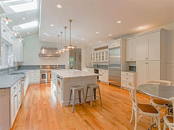 12 Seton Hill Road Newton, MA 02466 - Photo 10 of 16 Gallery Image 10