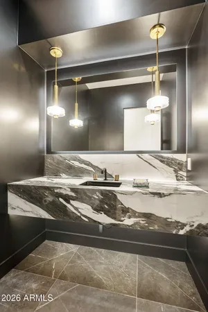 $2,400,000 | 3035 East Coolidge Street, Phoenix, AZ 85016