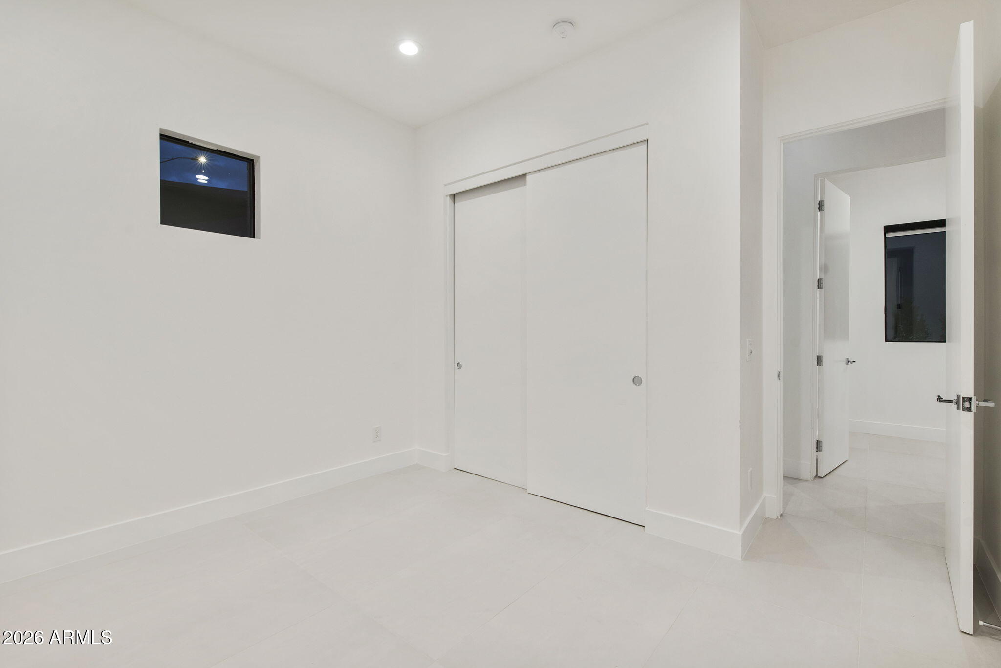 3035 East Coolidge Street Phoenix, AZ 85016 - Photo 32 of 40 a view of an empty room