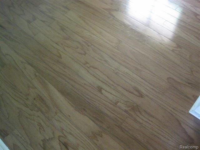 3155 Range Road Port Huron, MI 48060 - Photo 11 of 23 31213023-17.jpg
