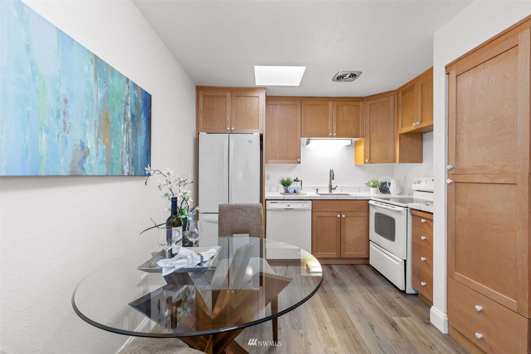 4308 Northeast Sunset Boulevard, Unit AA2 Renton, WA 98059 - Photo 7 of 28 Gallery Image 7