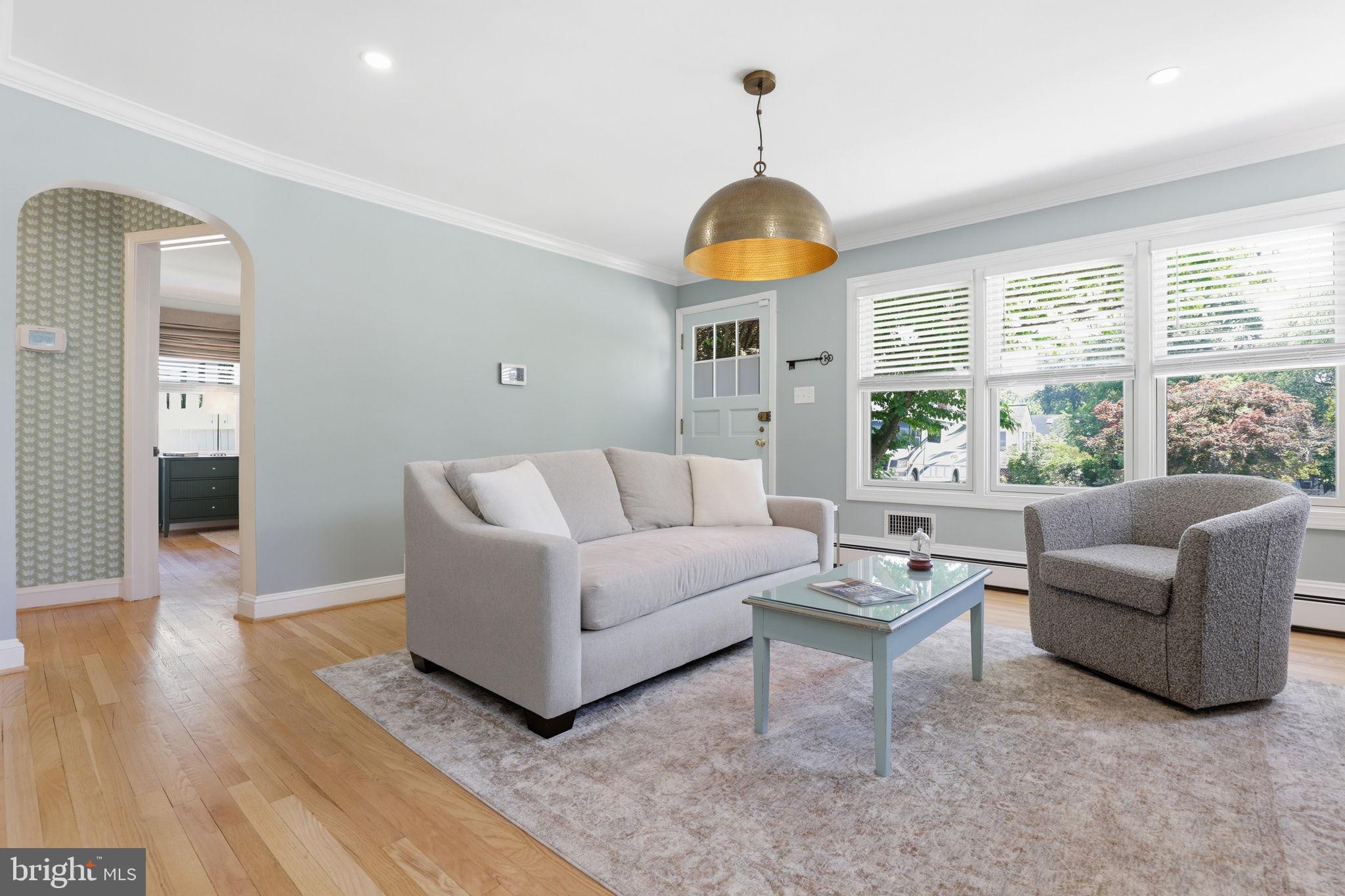 443 Schley Road Annapolis, MD 21401 - Photo 4 of 39 Natural light, designer paint, gleaming hardwoods
