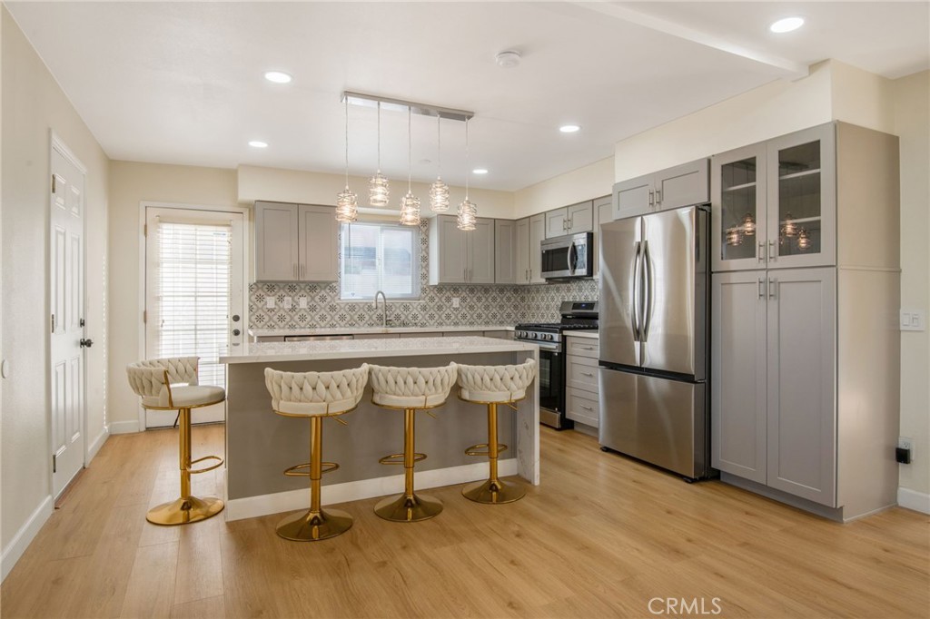 10760 Starlight Court Riverside, CA 92505 - Photo 11 of 34 Gallery Image 11