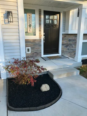 $349,900 | 8802 Huron Drive, Howard City, MI 49329