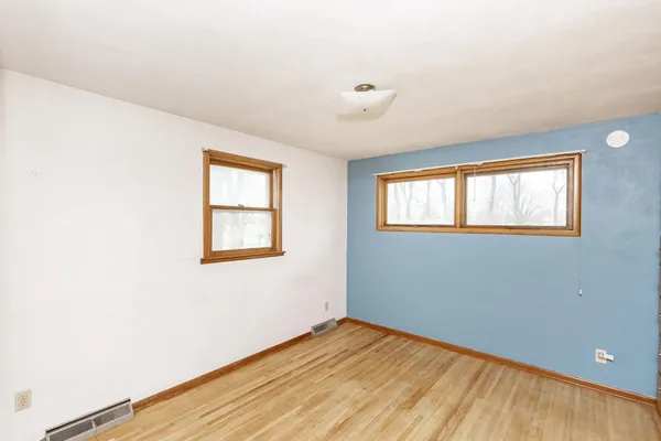 $235,000 | 618 4th Street South, Casselton, ND 58012