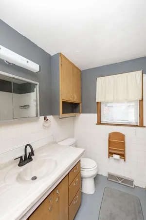 $235,000 | 618 4th Street South, Casselton, ND 58012