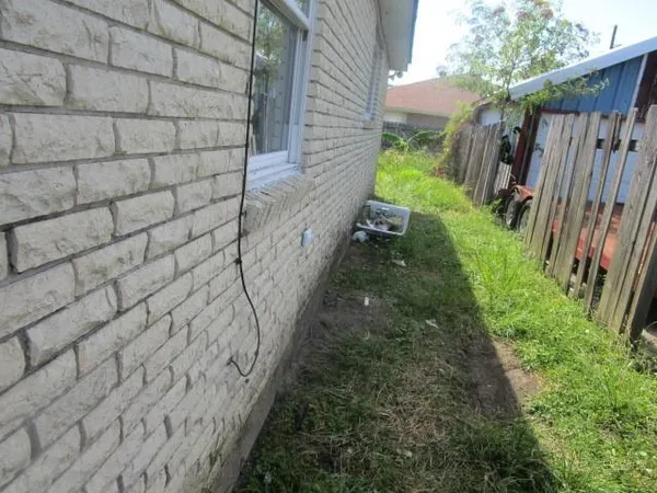 $149,900 | 4814-16 Shalimar Drive, New Orleans, LA 70126