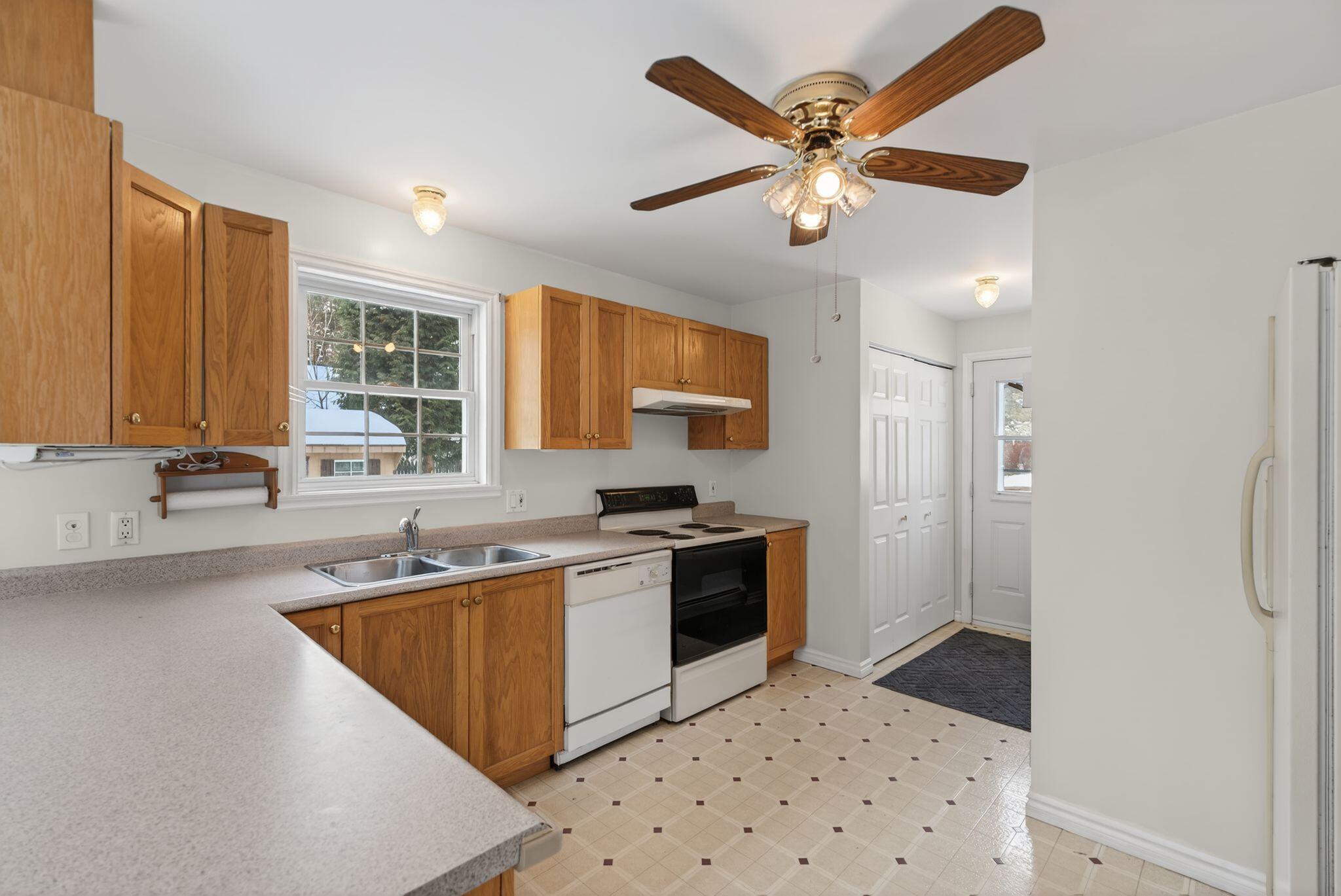 44 West Bates Street Auburn, ME 04210 - Photo 19 of 54 23_DSC06999