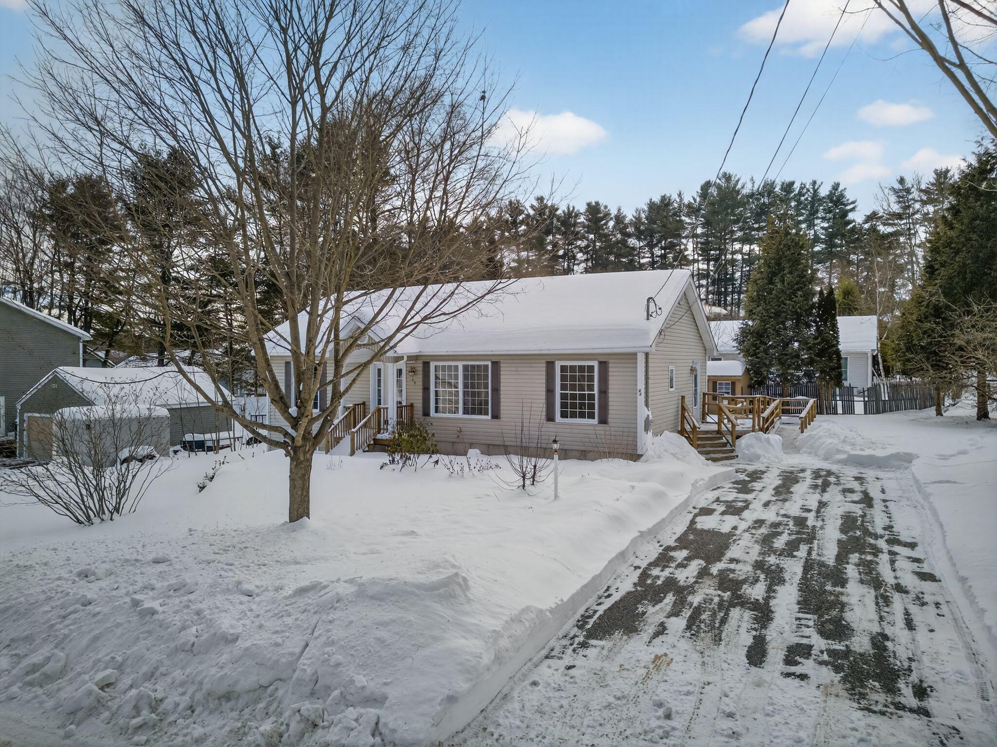 44 West Bates Street Auburn, ME 04210 - Photo 2 of 54 4_DJI_20260130120525_0101_D