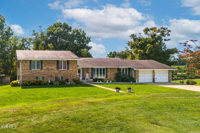 $495,000 | 19418 Brandywine Road, Bristol, VA 24202