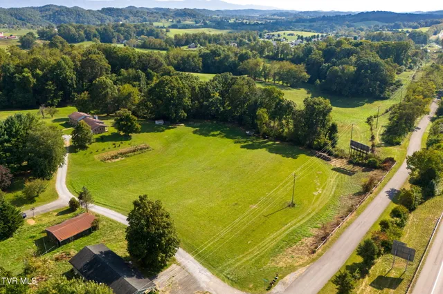 $495,000 | 19418 Brandywine Road, Bristol, VA 24202