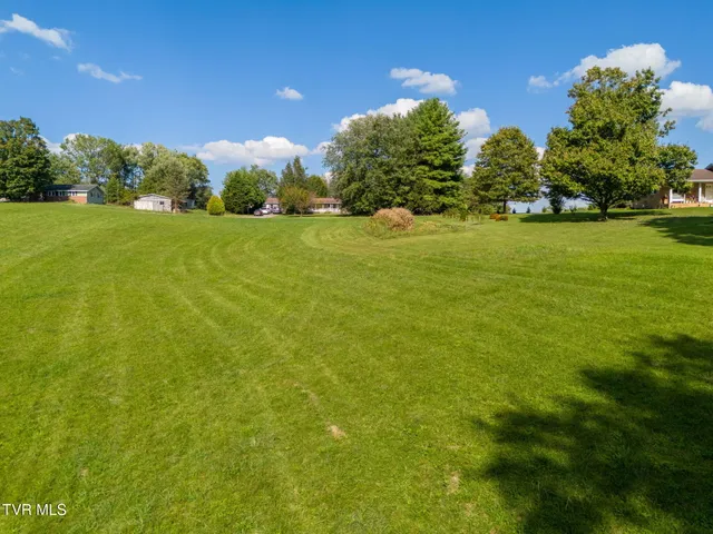 $475,000 | 19418 Brandywine Road, Bristol, VA 24202