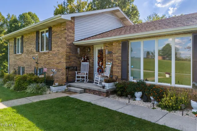 $495,000 | 19418 Brandywine Road, Bristol, VA 24202