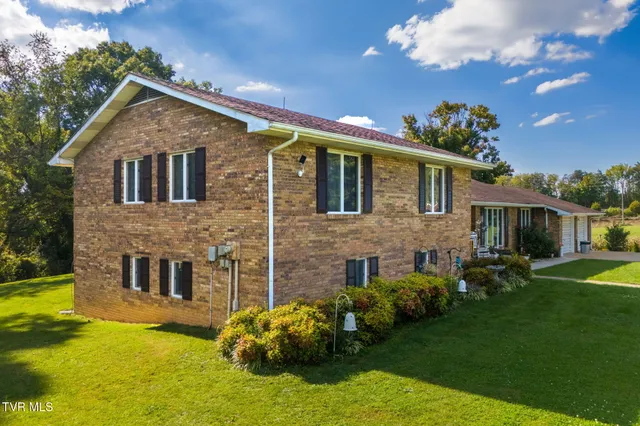 $475,000 | 19418 Brandywine Road, Bristol, VA 24202