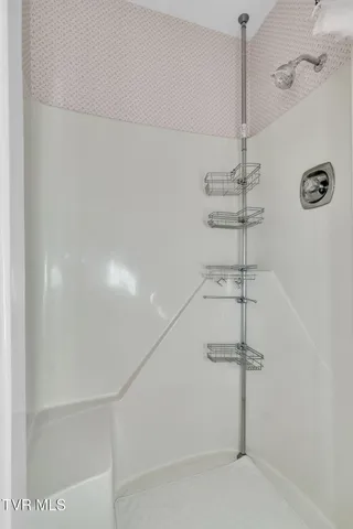 $475,000 | 19418 Brandywine Road, Bristol, VA 24202