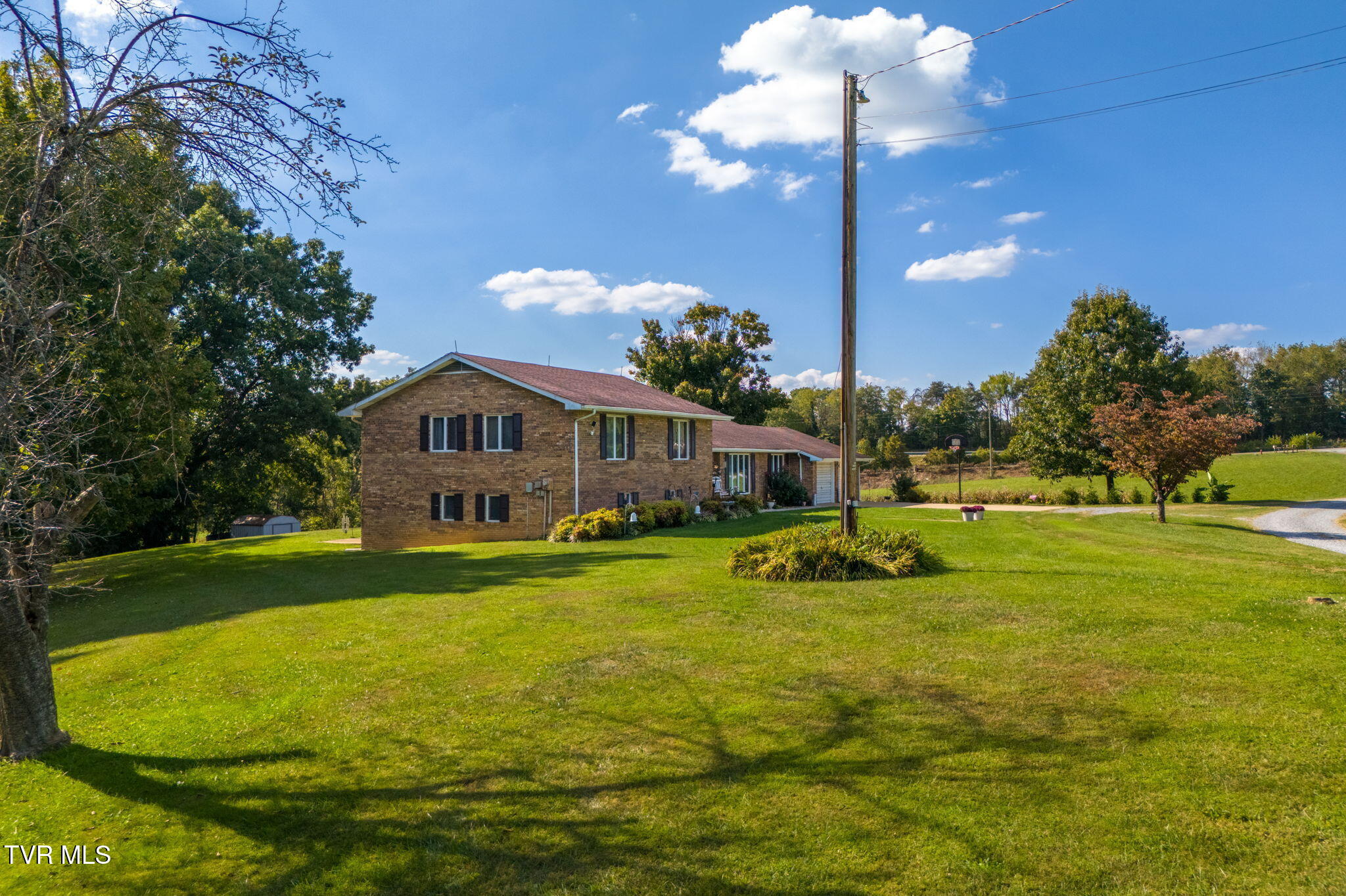 19418 Brandywine Road Bristol, VA 24202 - Photo 8 of 51 15-web-or-mls-19418-brandywine-rd