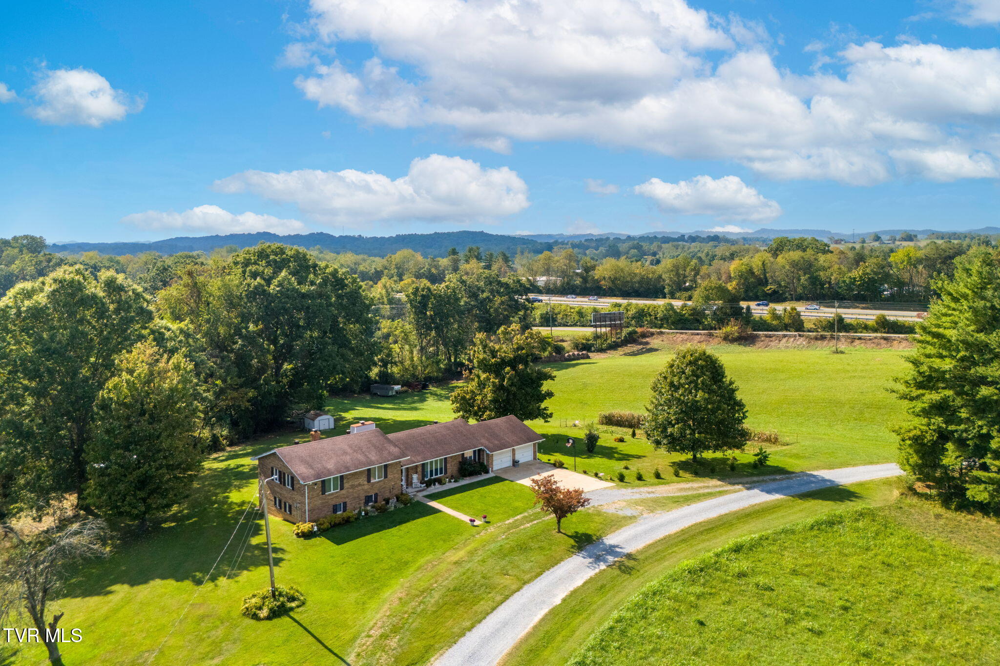 19418 Brandywine Road Bristol, VA 24202 - Photo 9 of 51 5-web-or-mls-19418-brandywine-rd