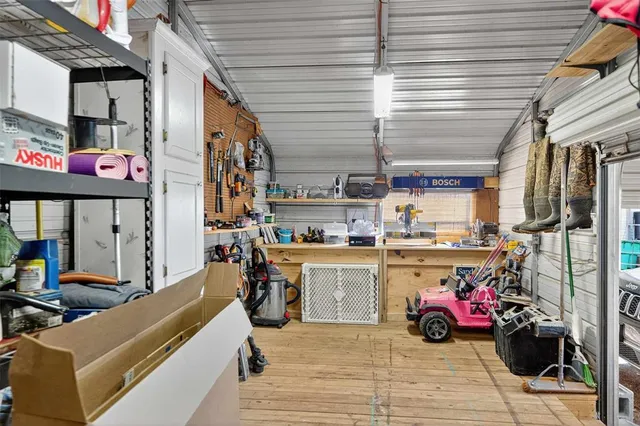 $230,000 | 2000 West An County Road 441, Palestine, TX 75803