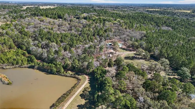 $230,000 | 2000 West An County Road 441, Palestine, TX 75803