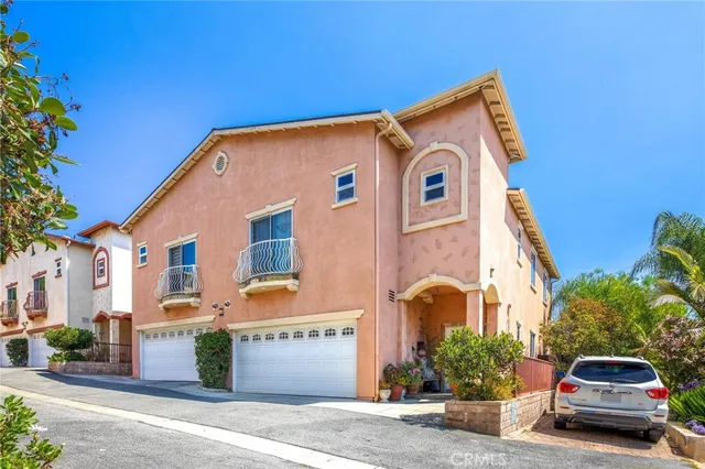 $690,000 | 12385 Osborne Street, Unit 2, Pacoima, CA 91331